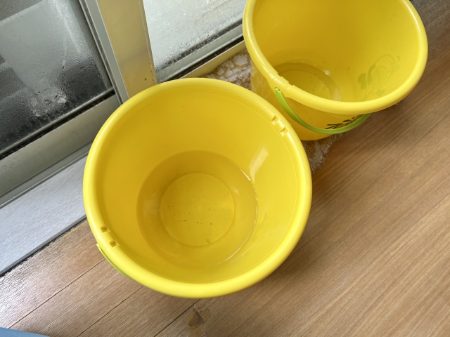家にあるもので出来る！雨漏り対策3選[寝屋川市]